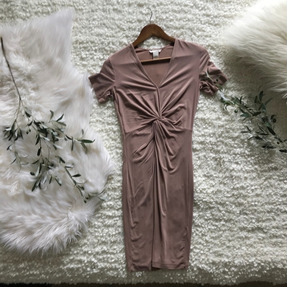 H&M Blush Pink/Nude Bodycon Short Sleeve Dress